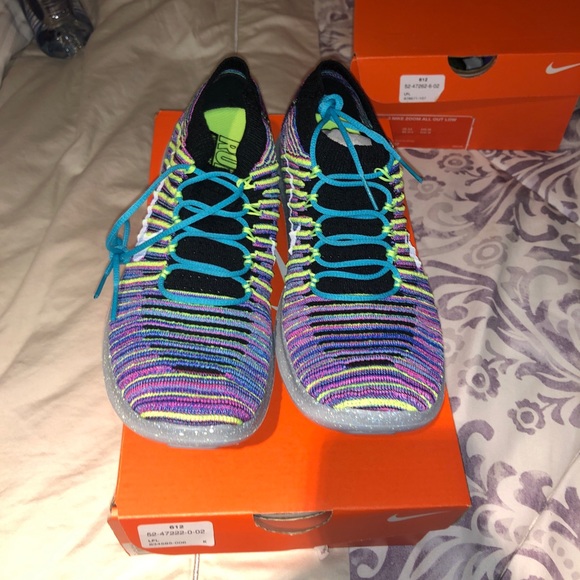 Nike Shoes - Nike Free Run Motion FlyKnit Nike Shoes - Nike Free Run Motion FlyKnit